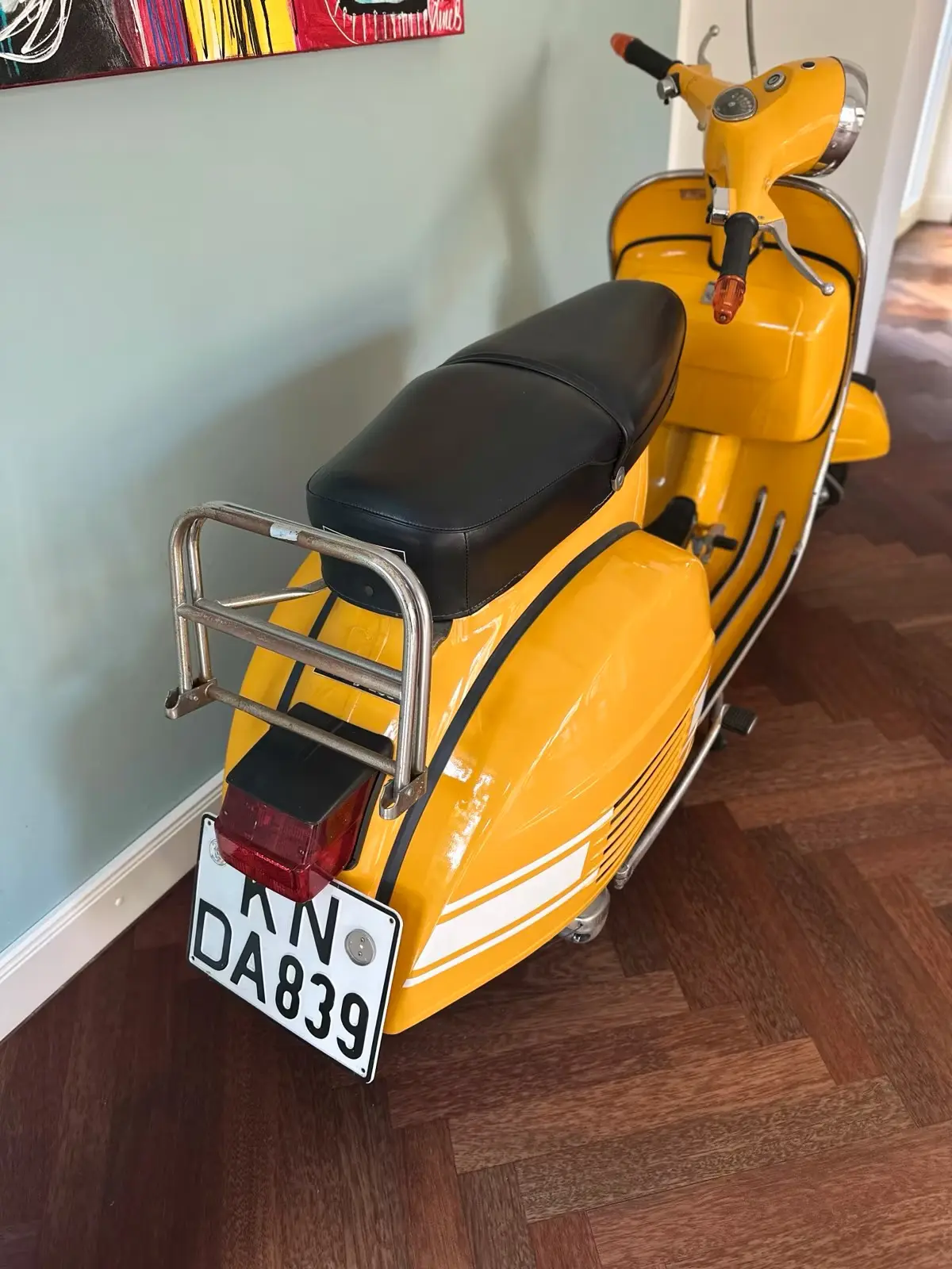 Vespa 200 Rally image