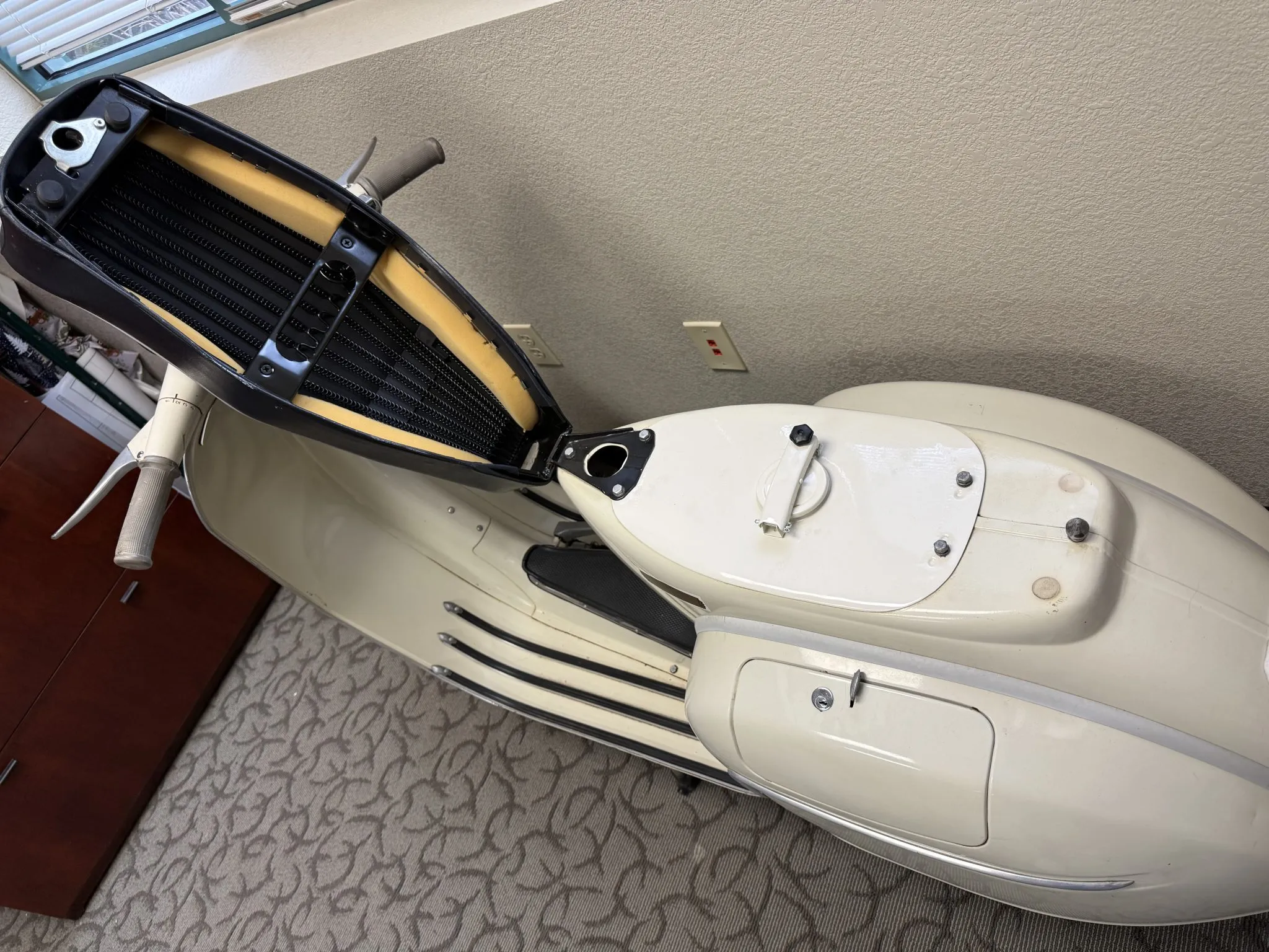 Vespa 150 GL image