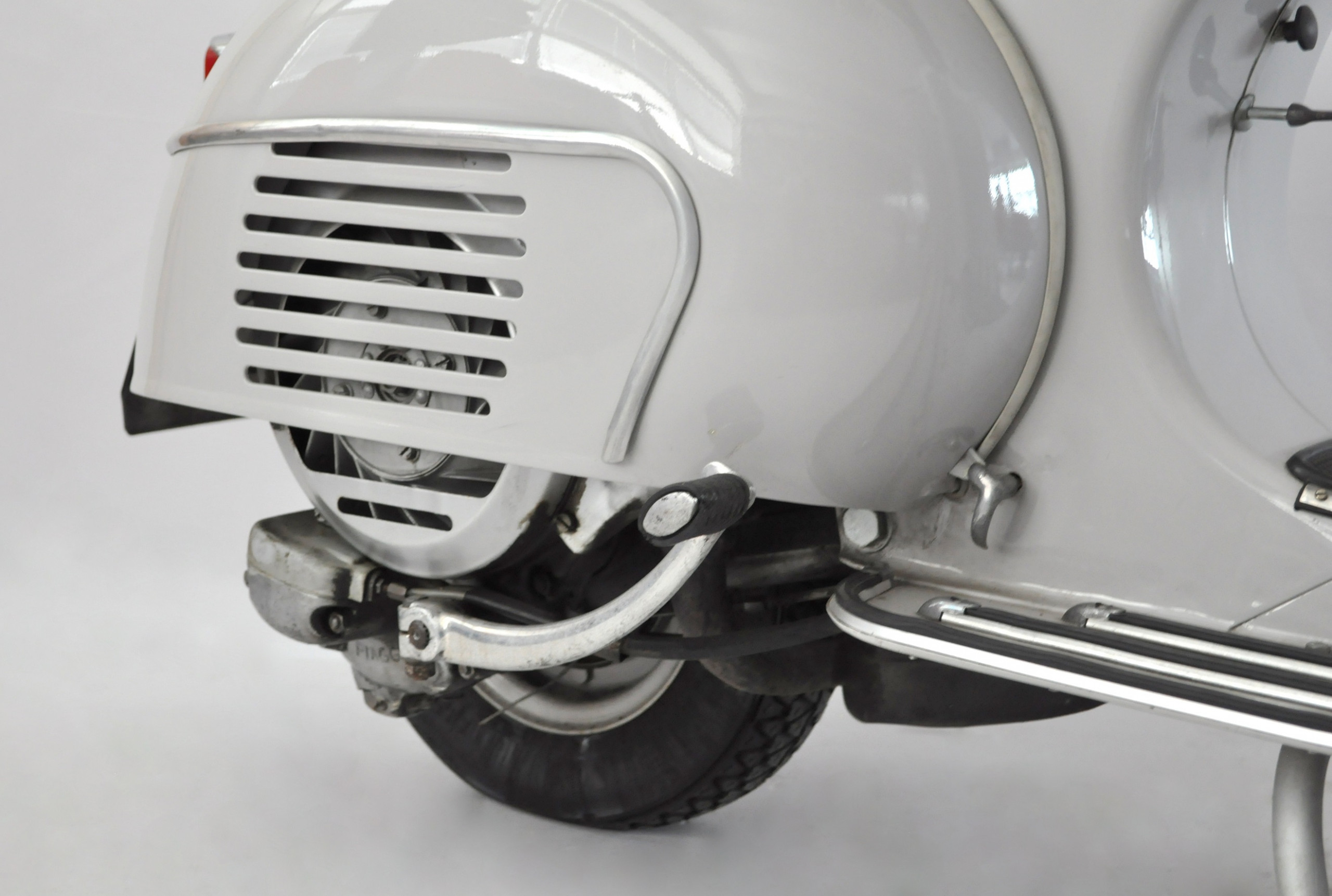 Vespa 125 VNB image