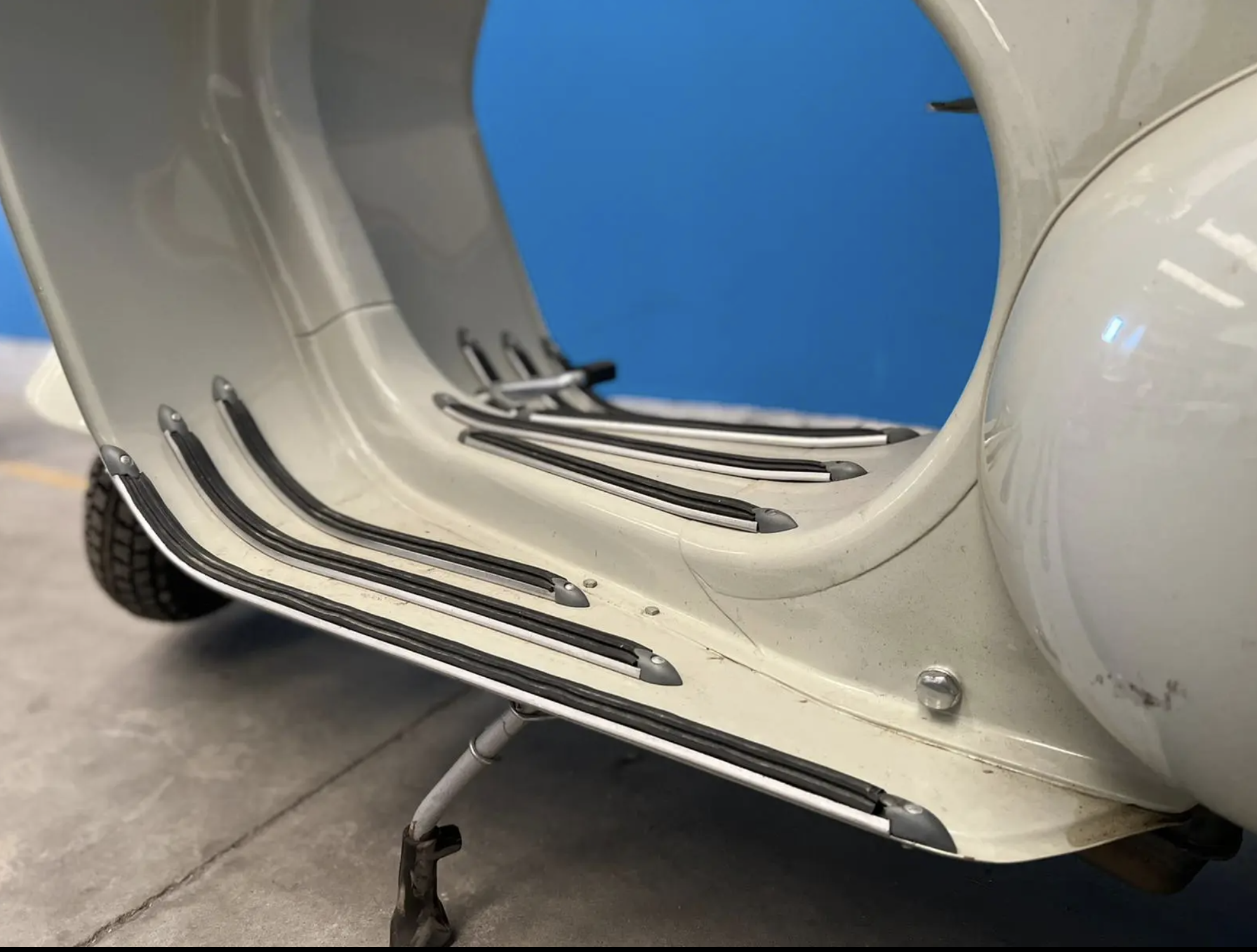 Vespa 150 "Struzzo" image