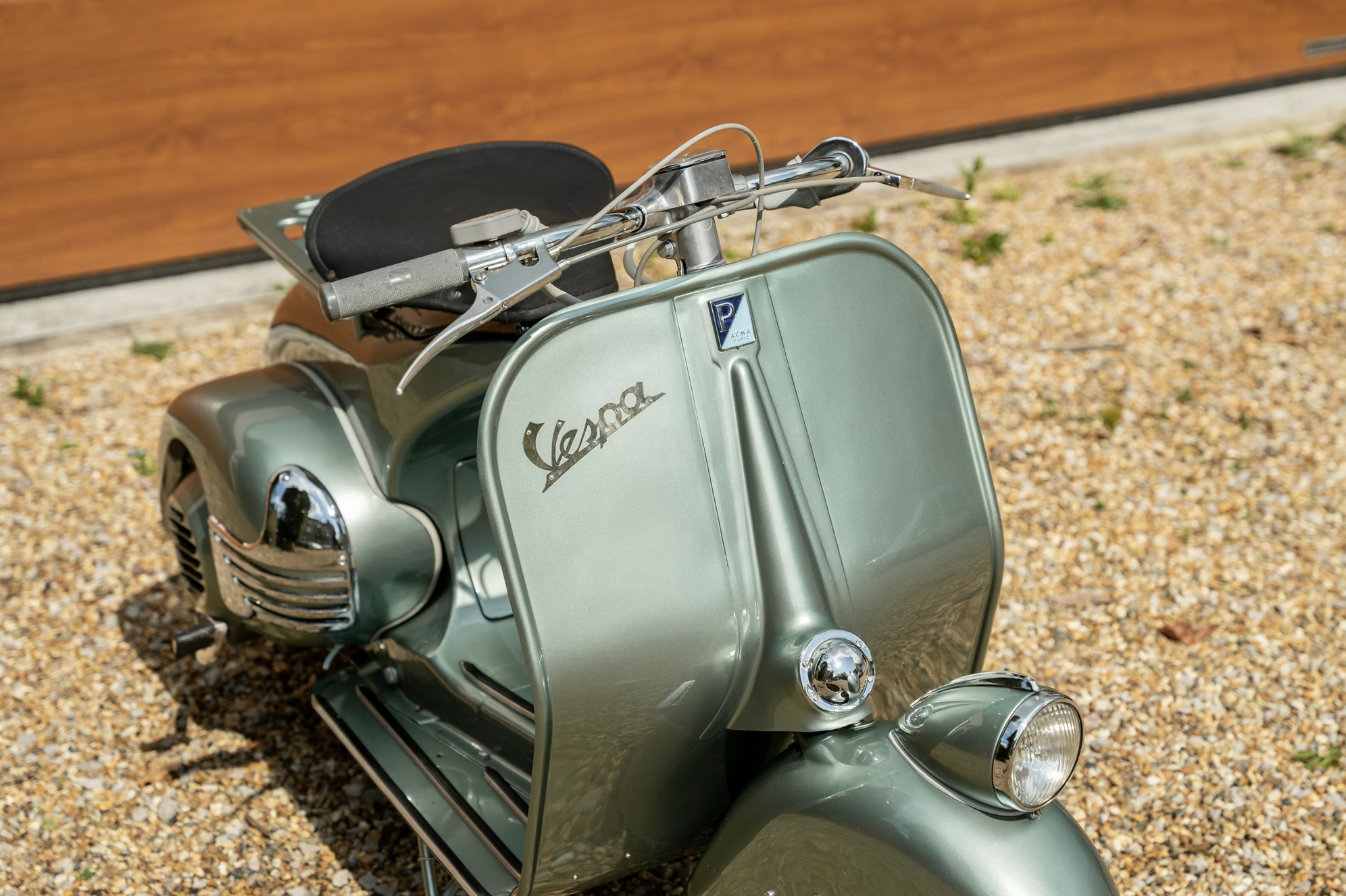 Vespa 125 image