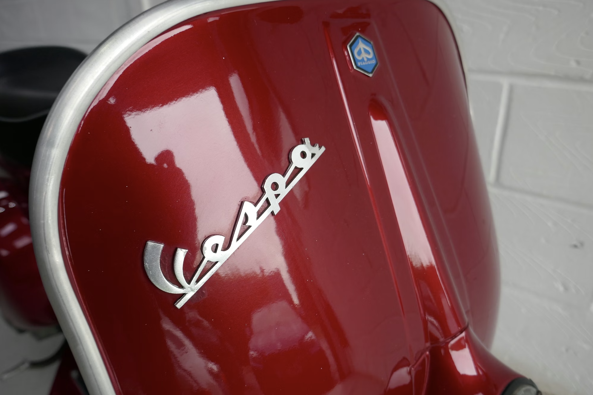 Vespa 50 Revival image
