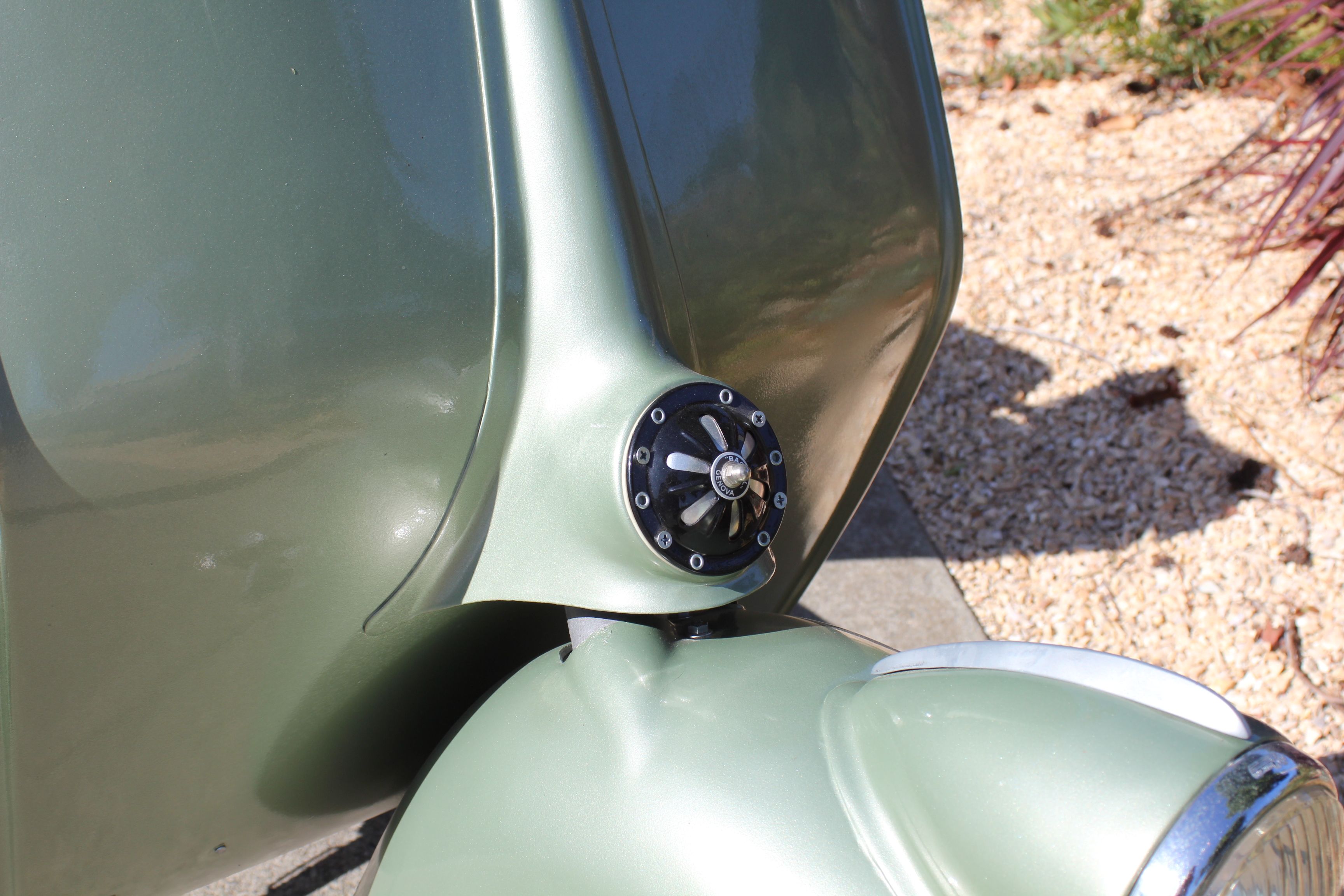 Vespa 125 Bacchetta image